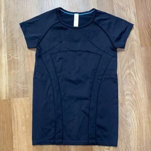 Ivivva by lululemon Black Swiftly Short Sleeve Kids size 14